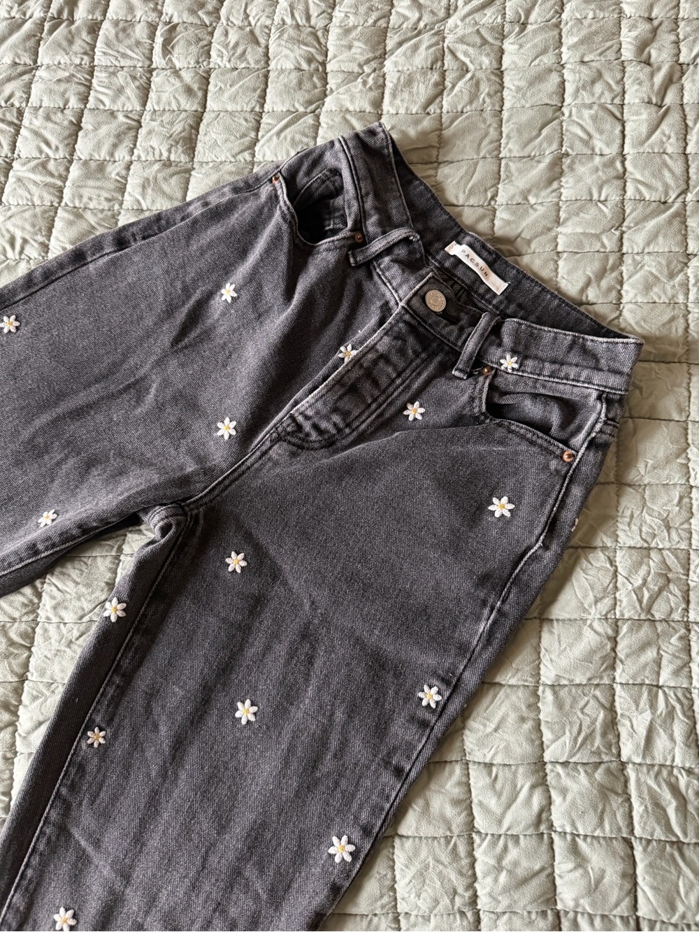PacSun Black Straight-Leg Jeans with Embroidered Daisies